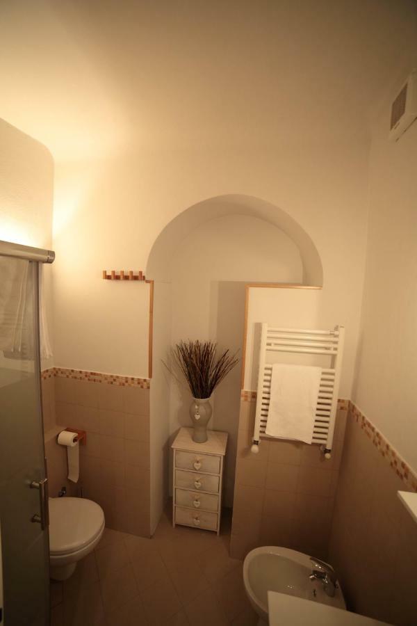B&B Terrazza Baires - In The Heart Of מילאנו מראה חיצוני תמונה